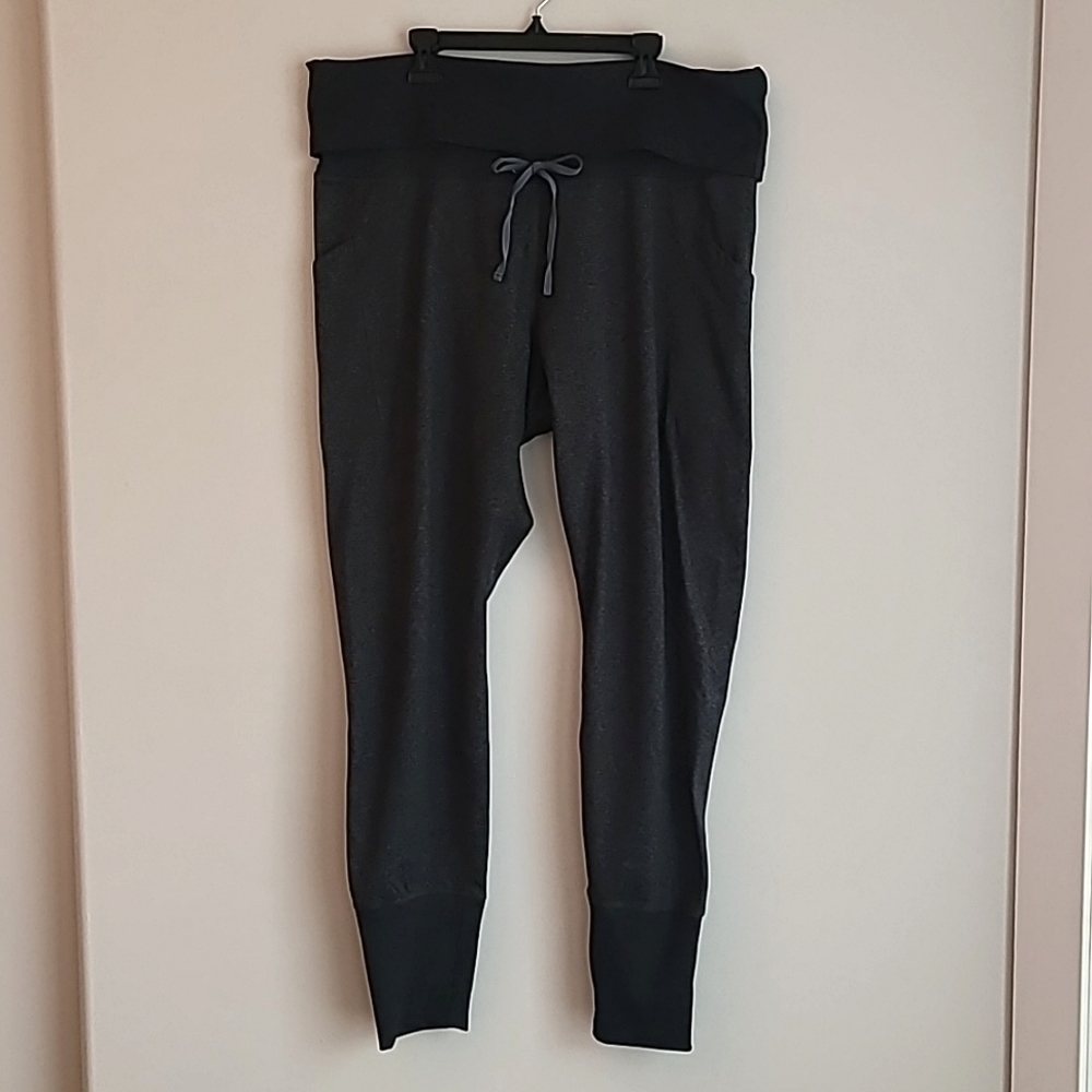 Old Navy, XL, heathered charcoal grey, jogger style pant, fold-over waist.